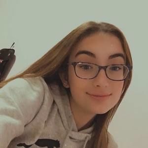 Meet your Posher, Janelle